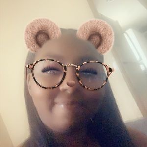 Meet your Posher, Ariel